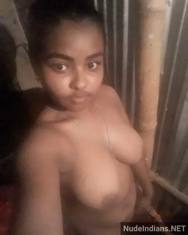 hot naked indian girls selfies 4 - Naked Indian girls selfies of hot ass and boobs hot naked indian girls selfies - 4