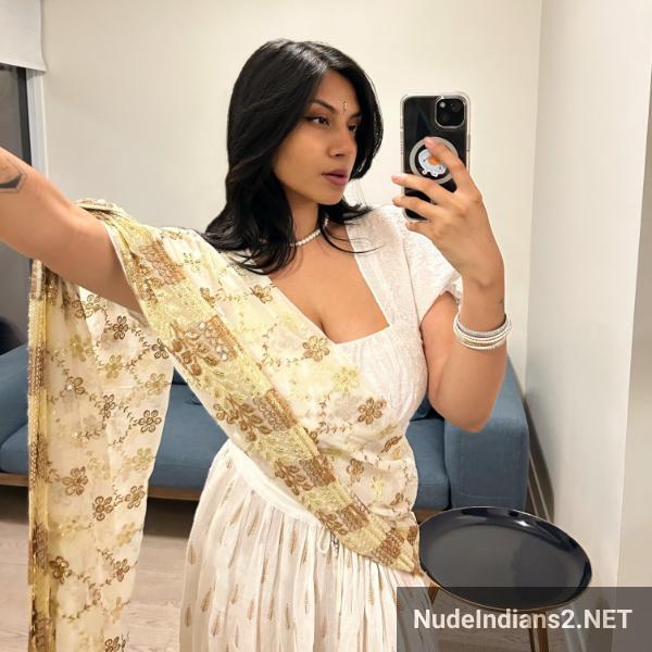 naughty nri nude girl selfie pics of big ass and boobs 23 - Sexy NRI bitch babe Indrani's sexy selfies of big tits & ass naughty nri nude girl selfie pics of big ass and boobs 23