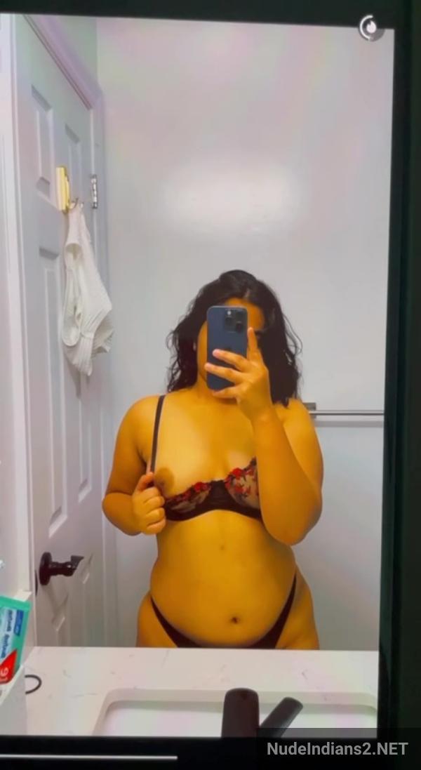 gujarati girl desi nude selfie pics flashing big ass to second lover 30 - Gujarati big ass girl Unnati Patel nude selfies for 2nd Bf gujarati girl desi nude selfie pics flashing big ass to second lover 30