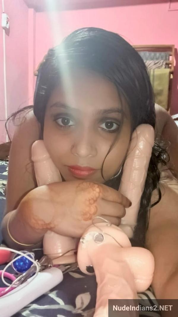 kolkata beautiful bhabhi porn images of nude busty body show to lover 11 - Kolkata horny wife Urmila Roy long boobs & nude body selfies kolkata beautiful bhabhi porn images of nude busty body show to lover 11