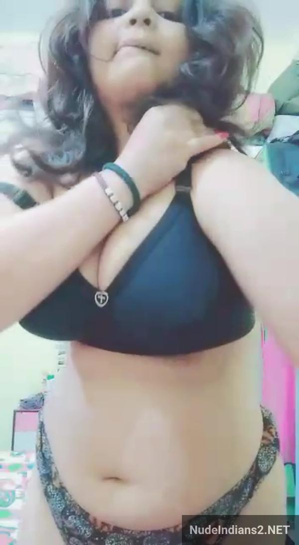 kanpur chubby girl nude photos showing sexy plump body in bra panty 9 - Kanpur chubby Gf Payal strips bra panty showing sexy body kanpur chubby girl nude photos showing sexy plump body in bra panty 9